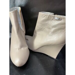 Calvin Klein Gena Leather Wedge Ankle Boots Taupe Beige Almond Toe Size 10M